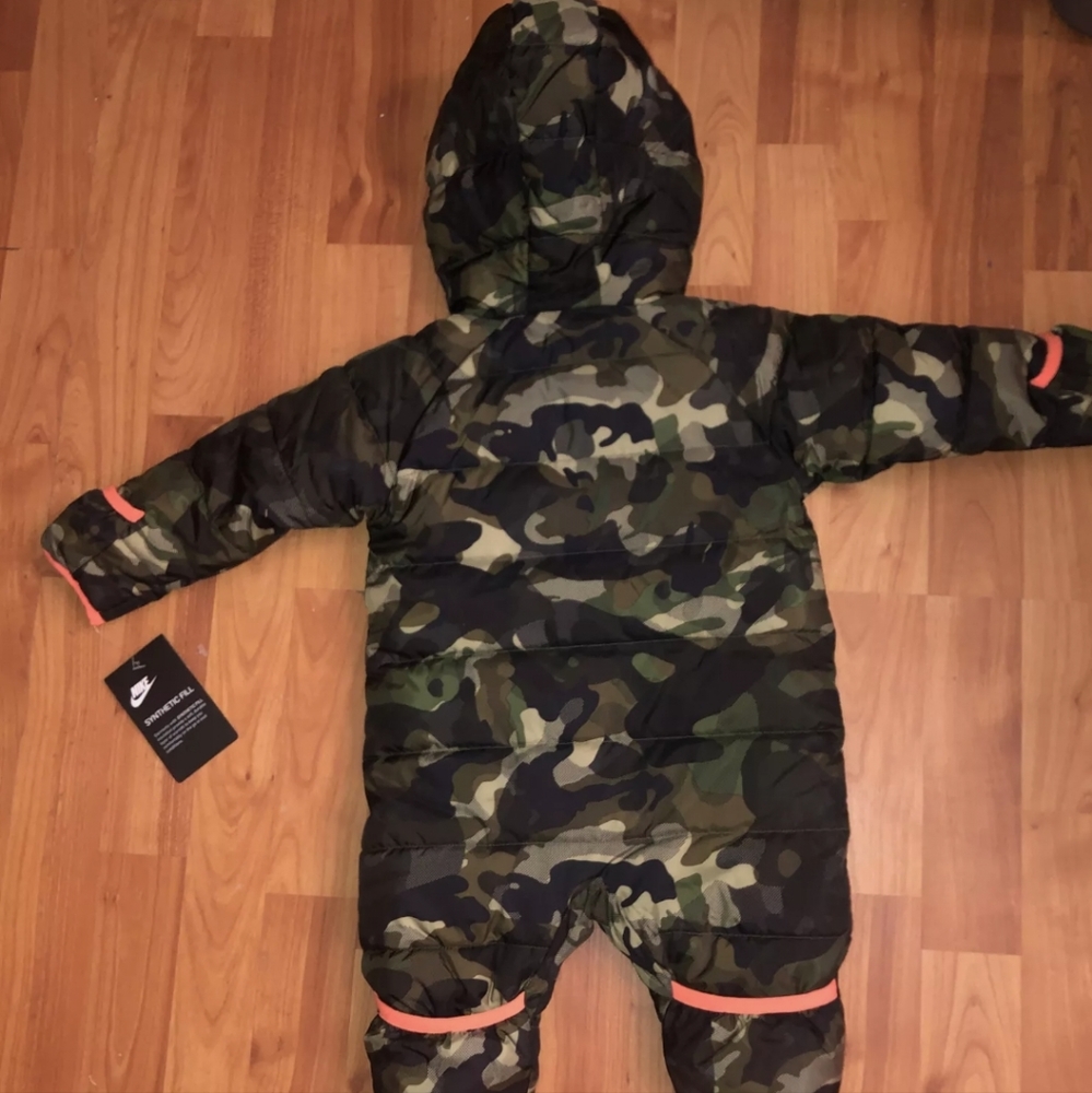 Nike Army Camo Snowsuit - Picture 4 of 4